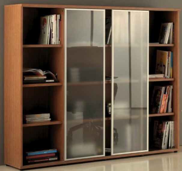 armarios con puertas de cristal o policarbonato